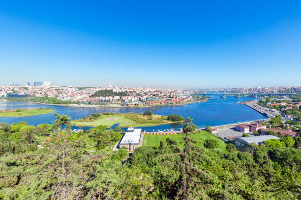 istock Halic, Golden Horn 1404836630
