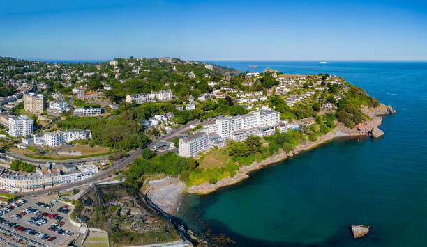 istock Beacon Cove and Headland in Torquay 1404845407
