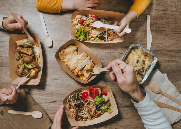 istock Home food delivery in recyclable disposable utensils 1404858818