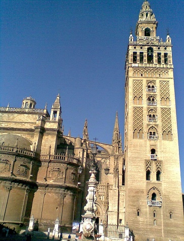 Cathedral of Seville and La Giralda, Seville, Andalusia, Spain