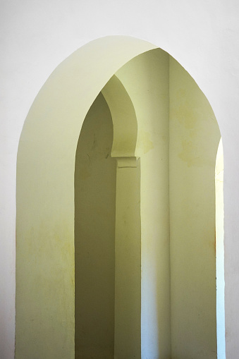 Arched doorway symmetry architecture, Moorish style, architectural simplicity art