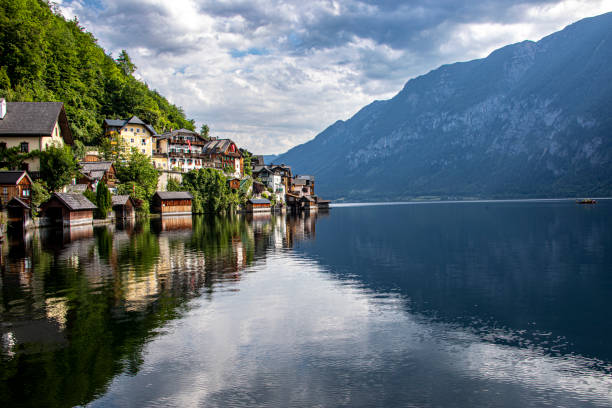 istock Hallstatt Salzkammergut view with lake 1405075354