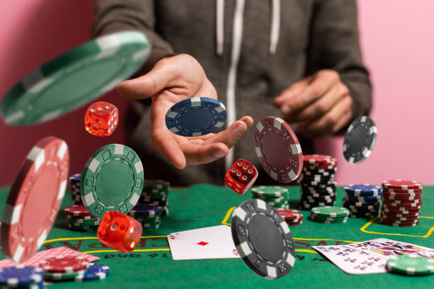 What are the best strategies for playing Texas Hold’em?