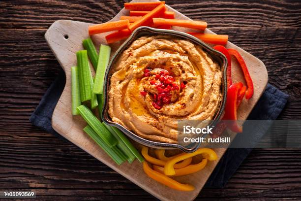 Roasted Red Pepper Hummus Stock Photo - Download Image Now - Hummus - Food, Red Bell Pepper, Bell Pepper