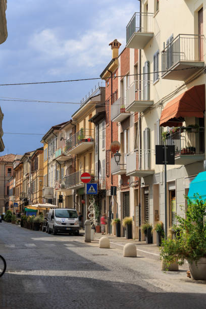 istock Italian old town typical street 1405125828