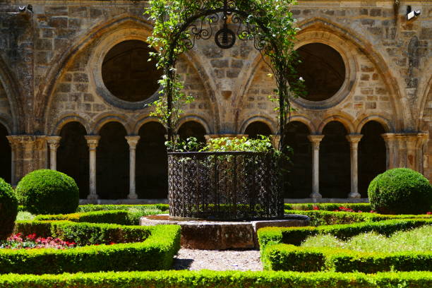 istock Fontfroide Abbey, Aude : the cloister 1405169901