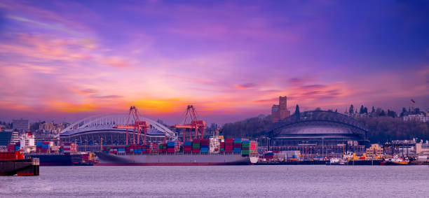 istock Seattle waterfront and skyline, Washington,USA 1405173251