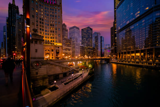 istock Chicago downtown and Chicago River at night, USA 1405174156