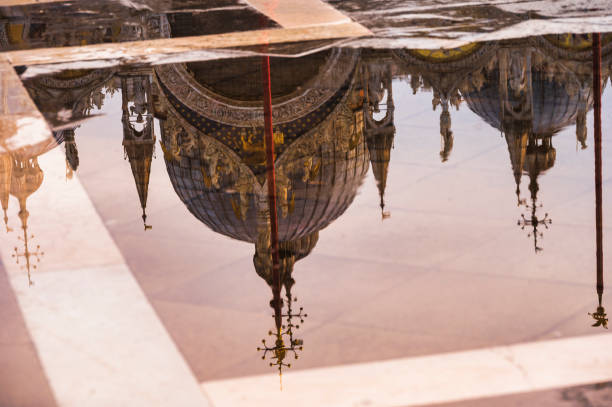 venice during an autumnal day shootings from inside the Venice most famous square after a rainy night campanile venice stock pictures, royalty-free photos & images