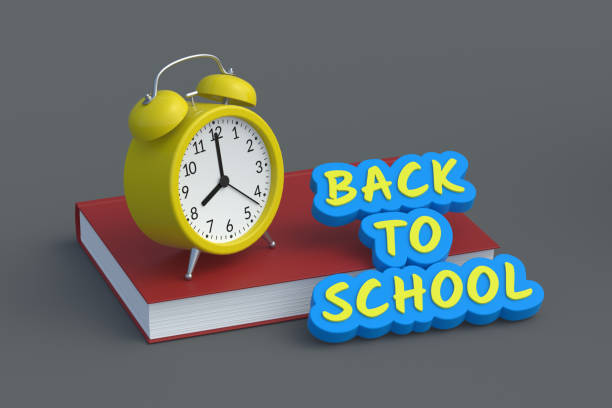 buchen sie in der nähe von wörtern zurück zur schule und wecker. konzept der bildung. 3d-rendering - back to school equipment capital letter clock stock-fotos und bilder