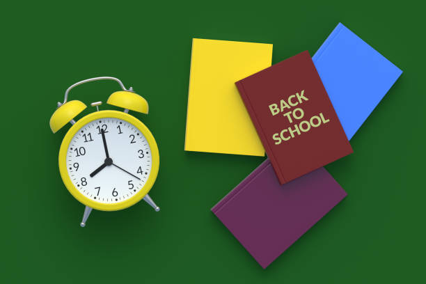 wort zurück zur schule auf buch in der nähe des weckers. draufsicht. 3d-rendering - back to school equipment capital letter clock stock-fotos und bilder