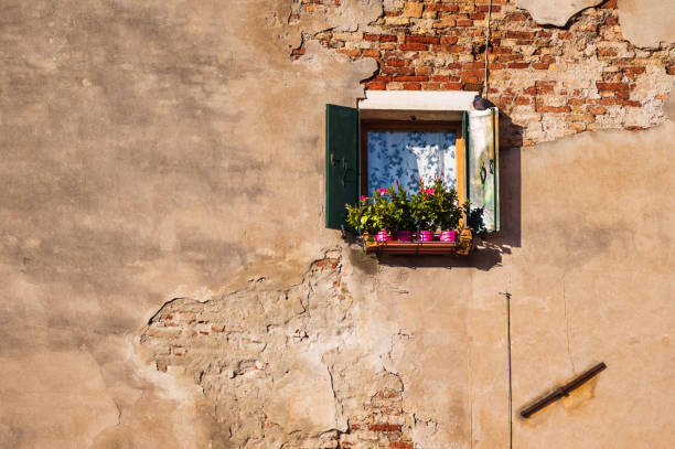 istock venice during an autumnal day 1405233704