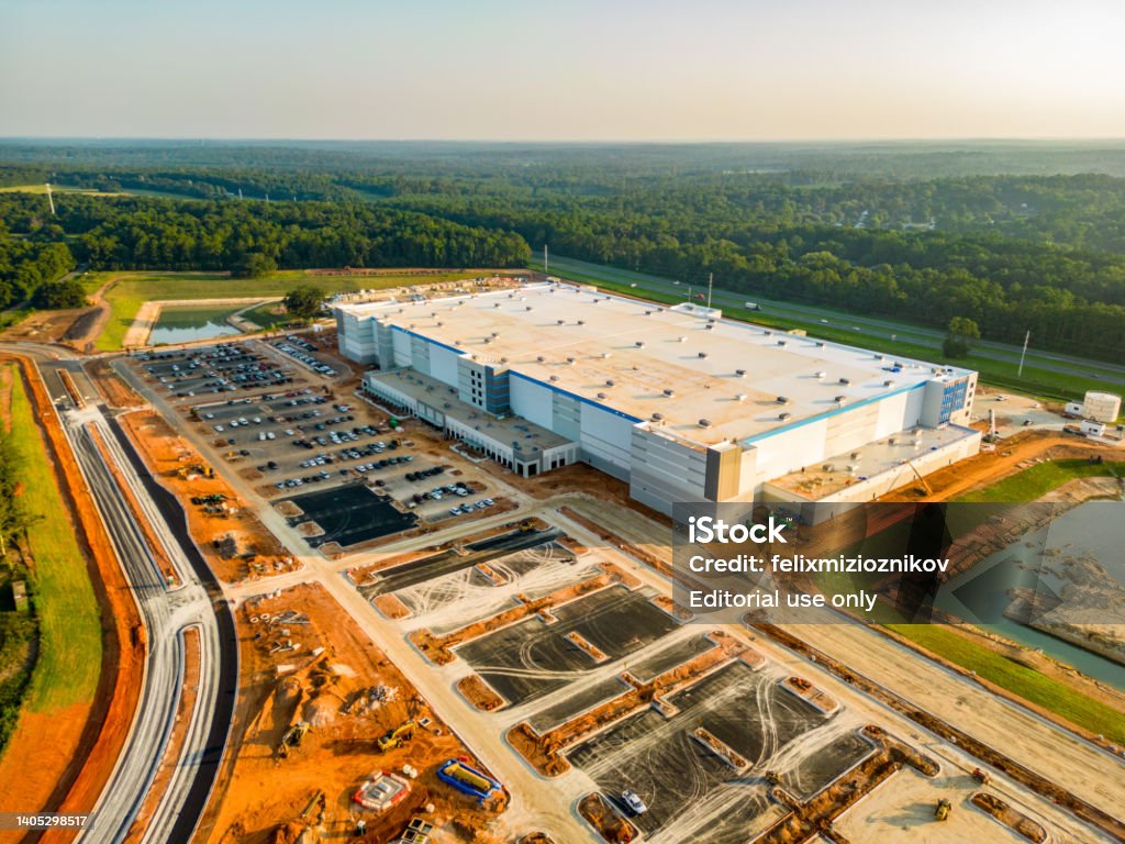 Inspection aérienne par drone Amazon construction d’entrepôt Tallahassee Floride États-Unis - Photo de Examiner libre de droits