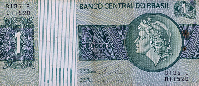 1 (one) Brazilian cruzeiro. Paper money note. Old coin from Brazil. Obverse Effigy of the Republic.