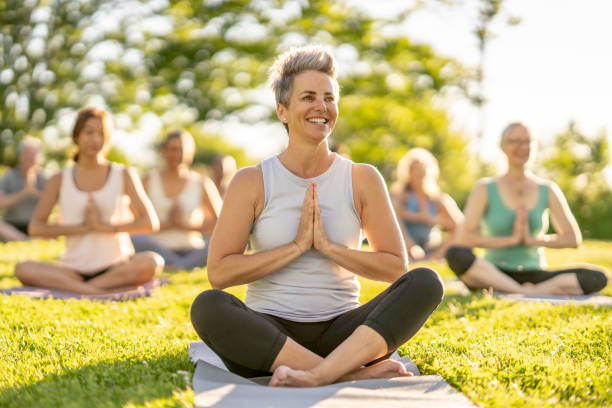 istock Outdoor Group Yoga 1405434460