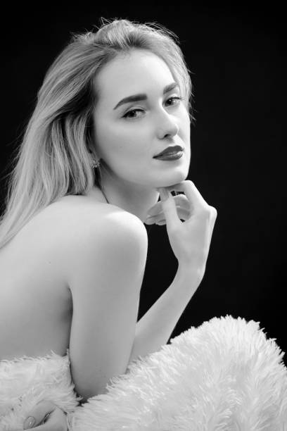 istock sensual blond woman 1405453244