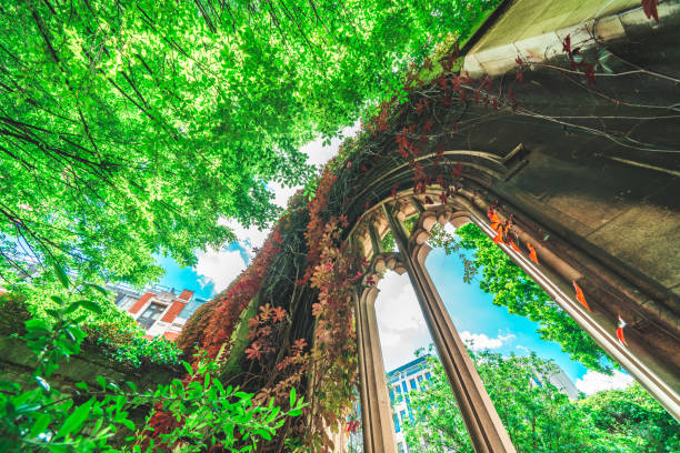 istock St. Dunstan in the East Courtyard, London 1405457021