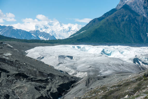 istock Glacier Landscape - Wrangell-St. Elias 1405499162