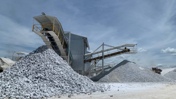 istock Gypsum grist mill building 1405525998