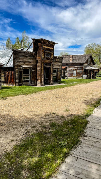 istock Nevada city Montana Zang’s Beer building 1405527533