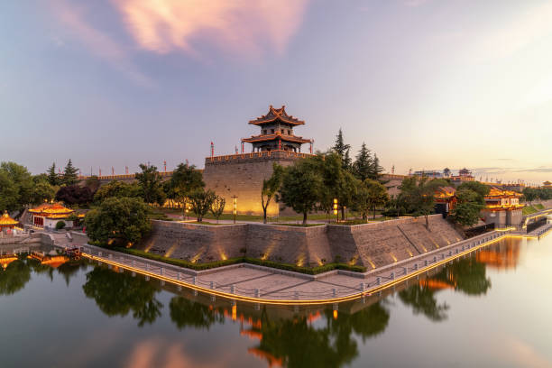 ancient city wall ruins park in xi'an, china - chinese culture beijing china buddhism stock-fotos und bilder