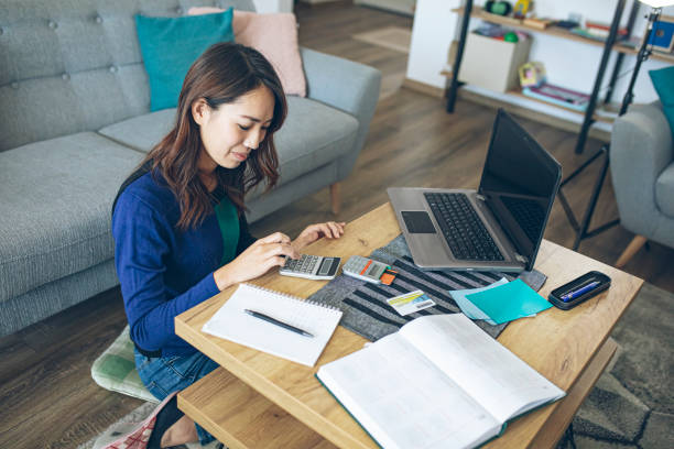 istock Doing my best trough economic crisis 1405569977