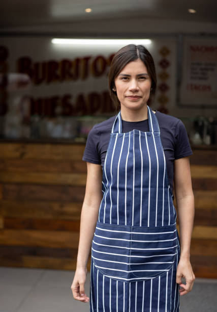 istock Waitress working at a fast food restaurant 1405734560
