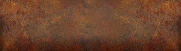 rostiger grunge dunkles metall corten stahl wandtextur hintergrund banner panorama - metallic plate rusty textured effect stock-fotos und bilder