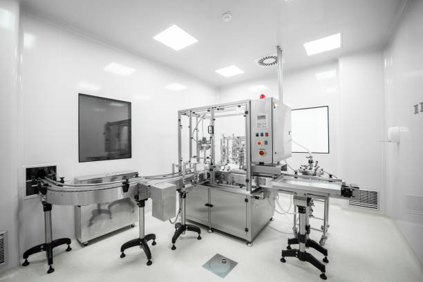 istock Pharmaceutical manufacturing machine in a white laboratory 1405789089