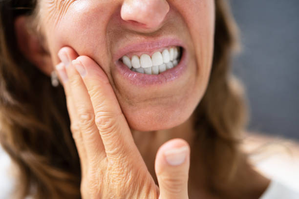 istock Sore Tooth Decay. Dental Care 1405792887