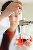 science-class-stem-student-mit-becher-reagenzglas-bangkok-thailand.jpg?b=1&s=170x170&k=20&c=wOSZhrJ4FX5hJOvAU2bPPFn8Y6mSOCSpWx6gCjri_d4=