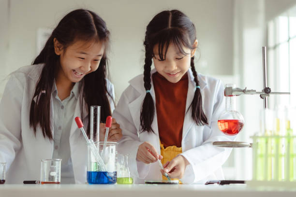 istock Science Class STEM Students with Beaker Test Tube Bangkok, Thailand 1405812875