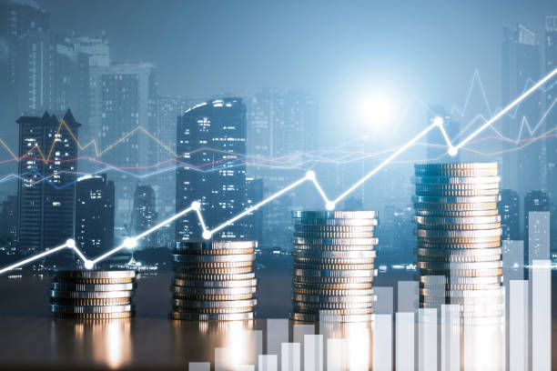 Financial investment concept, Double exposure of stack of coins and city for finance investor, Forex trading market candlestick chart, Cryptocurrency Digital economy. investing growing.economy trends concepto de inversión financiera, doble exposición de la pila de monedas y la ciudad para el inversor financiero, gráfico de velas del mercado de comercio de forex, economía digital de criptomonedas. invertir en crecimiento.tendencias de la economía