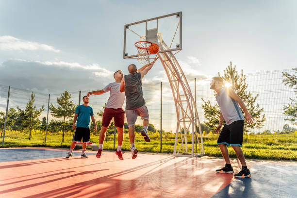 istock Basketball game with friends 1405846606