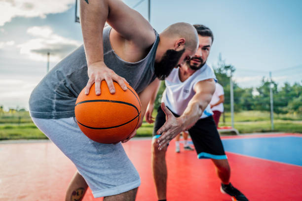 istock Basketball game with friends 1405848091