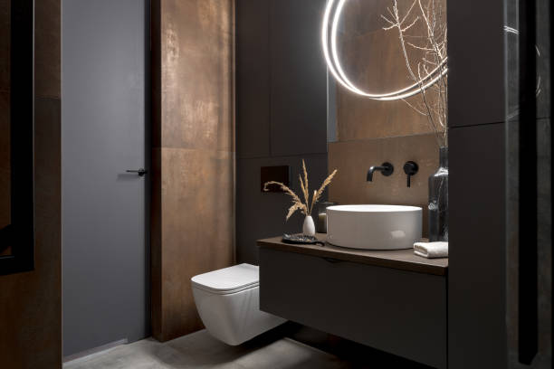 baño moderno con azulejos oxidados - baños pequeños fotografías e imágenes de stock