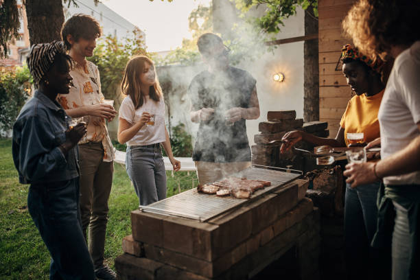 istock Friends having a barbecue 1405895826