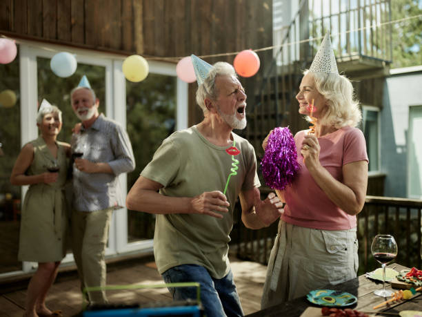 istock Senior's Birthday party on a terrace! 1405953287