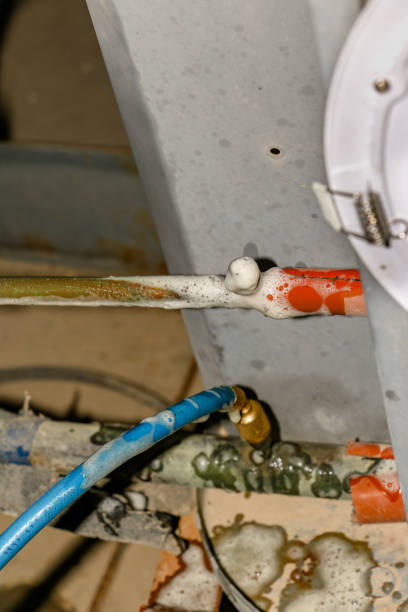 istock air condition gas filing pipe 1405976946