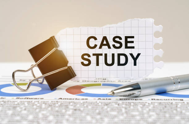 On the table are reporting charts, a pen, in a clip paper with the inscription - CASE STUDY Business concept. On the table are reporting charts, a pen, in a clip paper with the inscription - CASE STUDY graphic design case study stock pictures, royalty-free photos & images