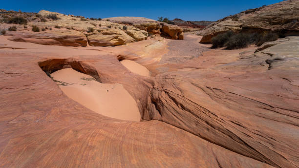 istock Valley of Fire landscapes 1406057150