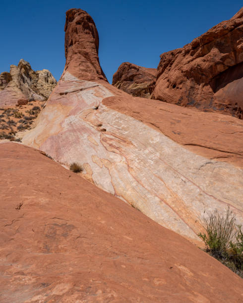 istock Valley of Fire landscapes 1406059673