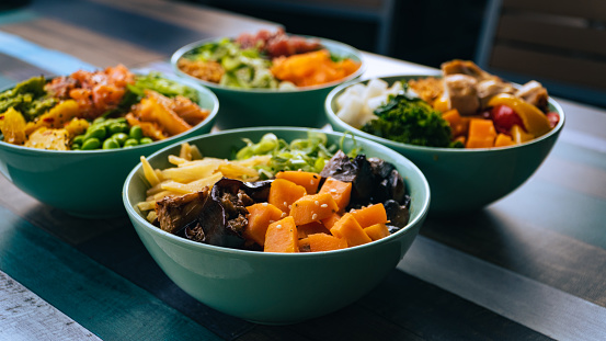 4 Bowls of healthy food