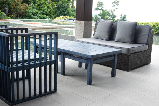 istock Outdoor waiting area 1406075958