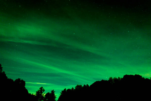 nordlicht am himmel - iceland meteorology galaxy aurora borealis stock-fotos und bilder