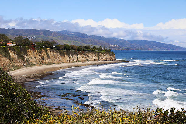 istock Little Dume beach Malibu, 1406112928