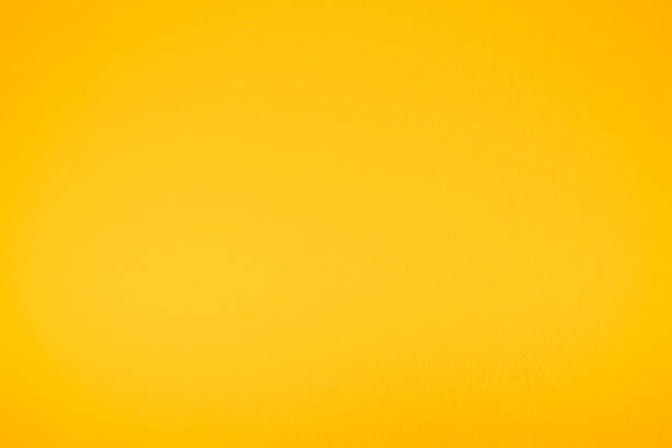 추상풍 감이 얼룩진 오래된 치장 색 노란색 색과 숙성 된 페인트 콘크리트 벽 배경 - 노란색 배경 뉴스 사진 이미지