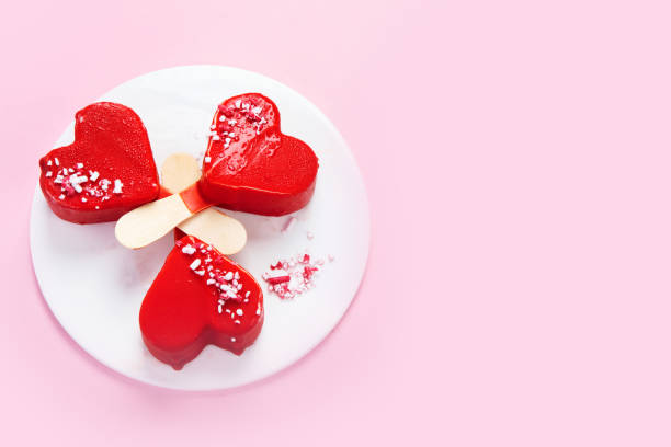 istock Red strawberry ice-cream on pink background. 1406132327