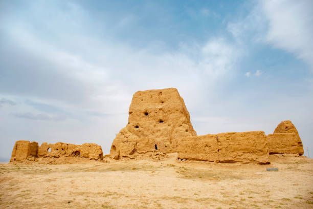 istock Ancient beacon towers. It's in northwest China. 1406135100