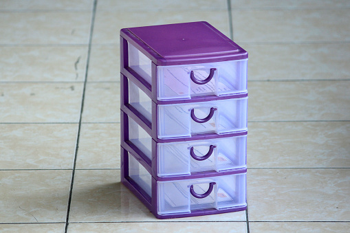 Multi-storey plastic drawer shelf that is small in size. Multi-functional storage for files, to stationery sets.